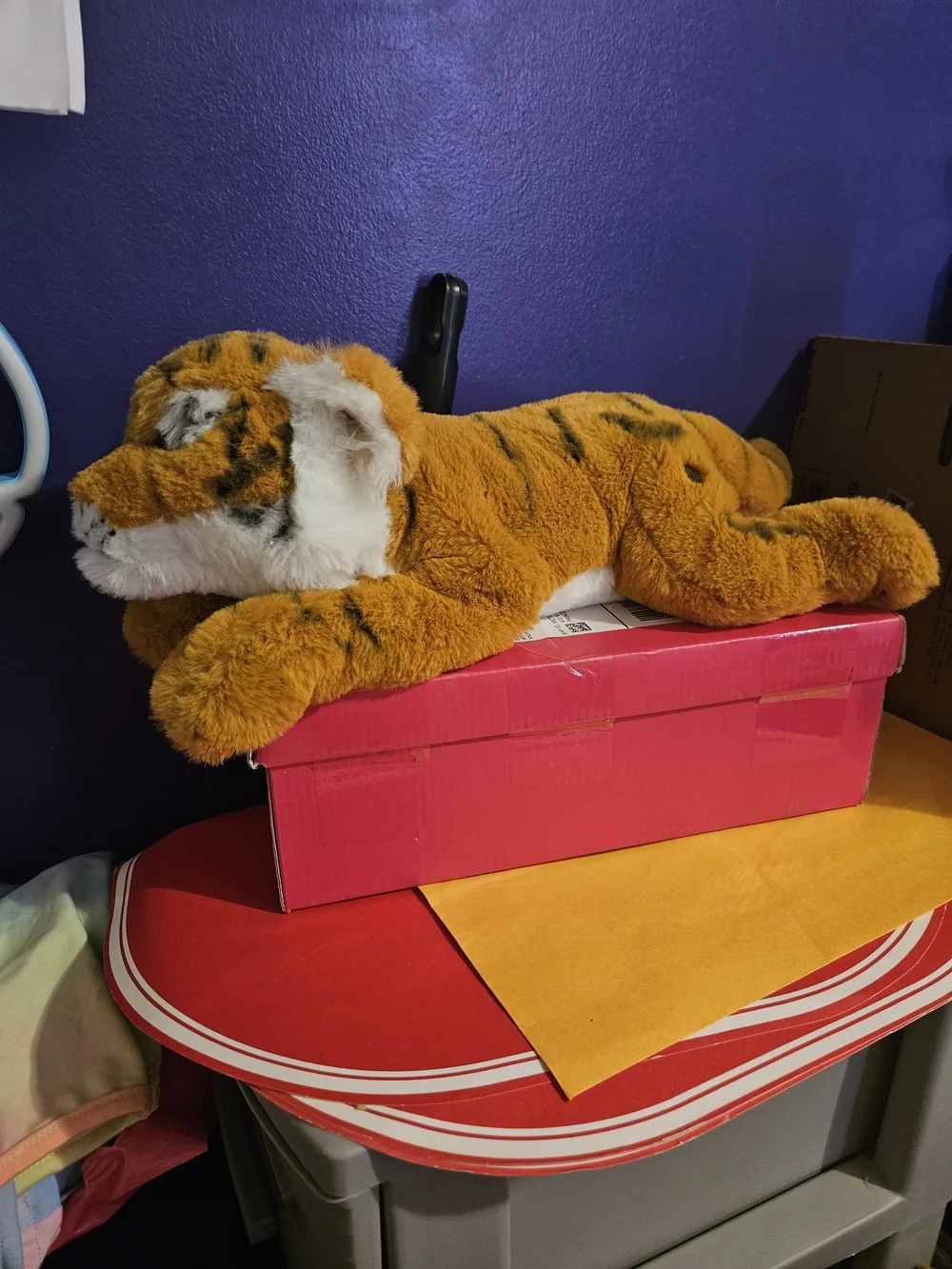 FAO SCHWARTZ Plush Tiger Stuffed Animal - Orange